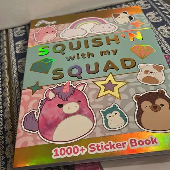Squishmallows | Sticker and Mini Notebook Bundle - Picture 5 of 10
